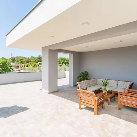 3 Bedroom Cozy In 度假居