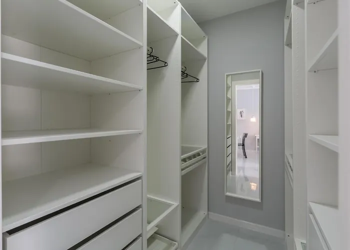 3 Bedroom Cozy In Pula