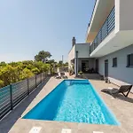 Gorgeous In Holiday home