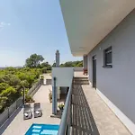 Gorgeous In Holiday home *